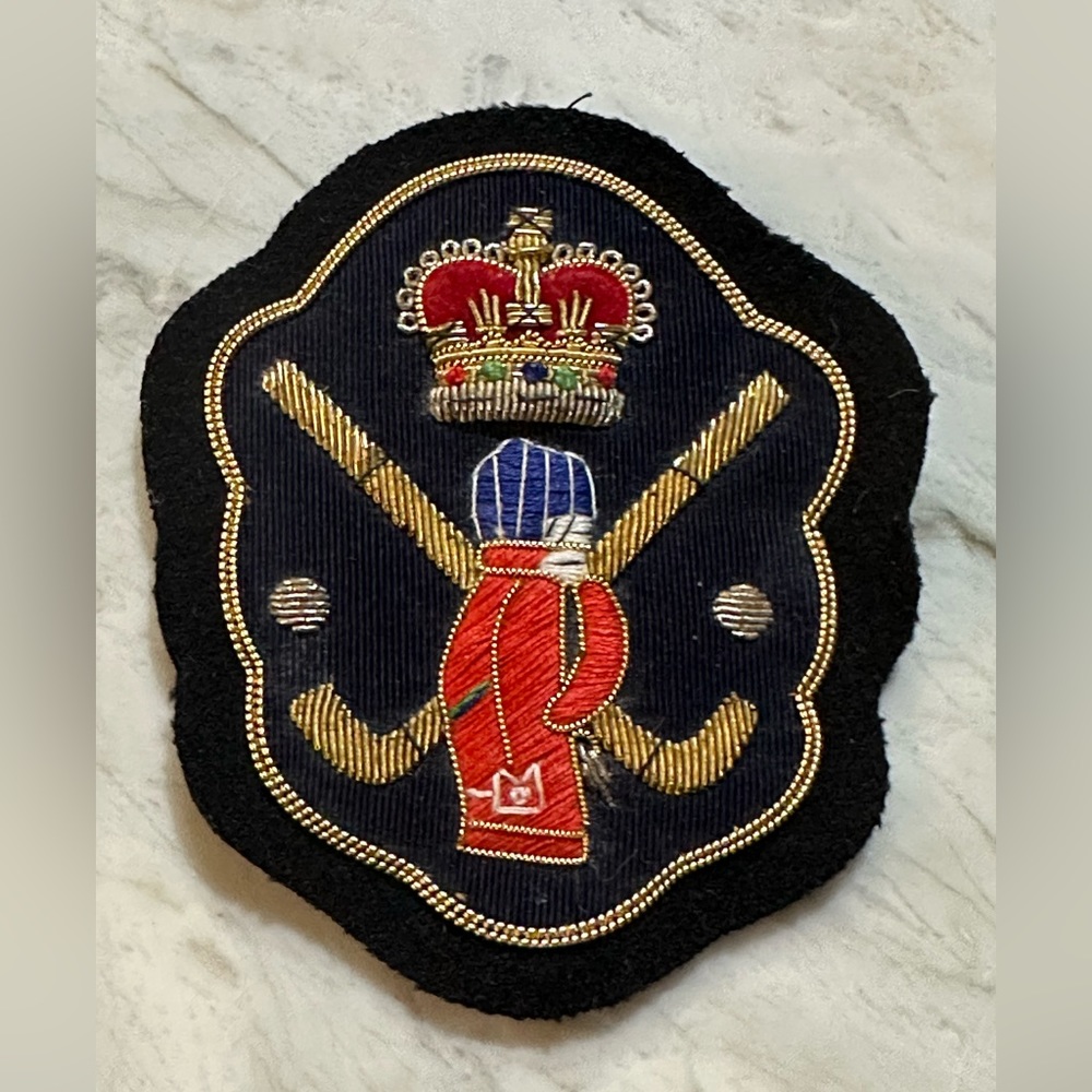 British royal blazer badge